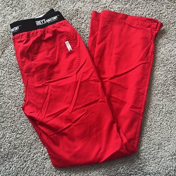 Greys Anatomy scrub pants! - Picture 2 of 2